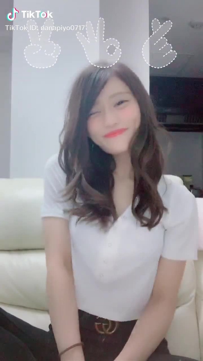 TikTok (ティックトック) で 七海ひな🐣💕 (@nanapiyo0717) の動画を見る 174