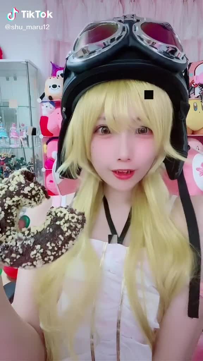 ぱないの！ #化物語 #忍野忍 #コスプレ #忍野忍コスプレ #宅コスクオリティ 1