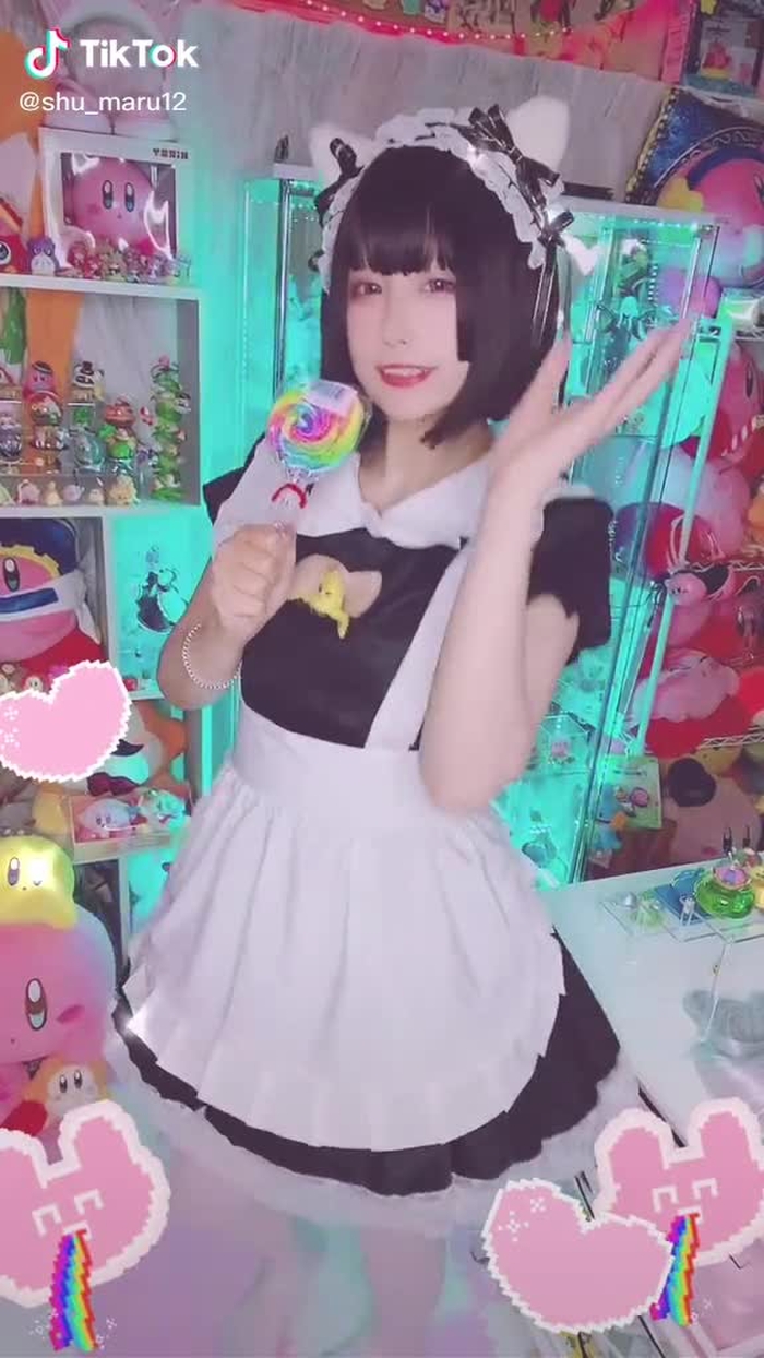久しぶりの全身(((└( 'ω' )┐)))ﾄﾞﾝﾄﾞﾝﾁｬｶﾁｬｶ #口パクする余裕ありませんでした #猫耳メイド #🍌