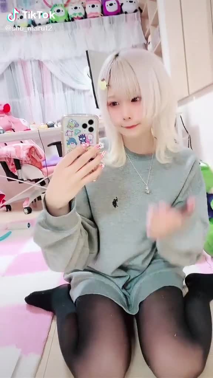 ヘッドフォンまだ届いてないけど(ﾎﾞｿｯ) #中野三玖 #コスプレ また改めて撮るです✌︎