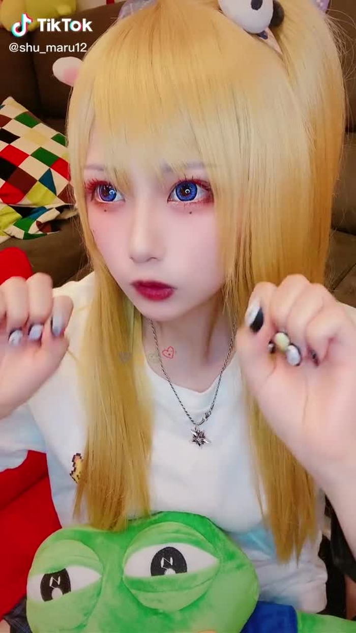 あけおめ！ことよろ❤️(ヅラです) #うんぽうんぽうんぽぽんぽぽ〜💩