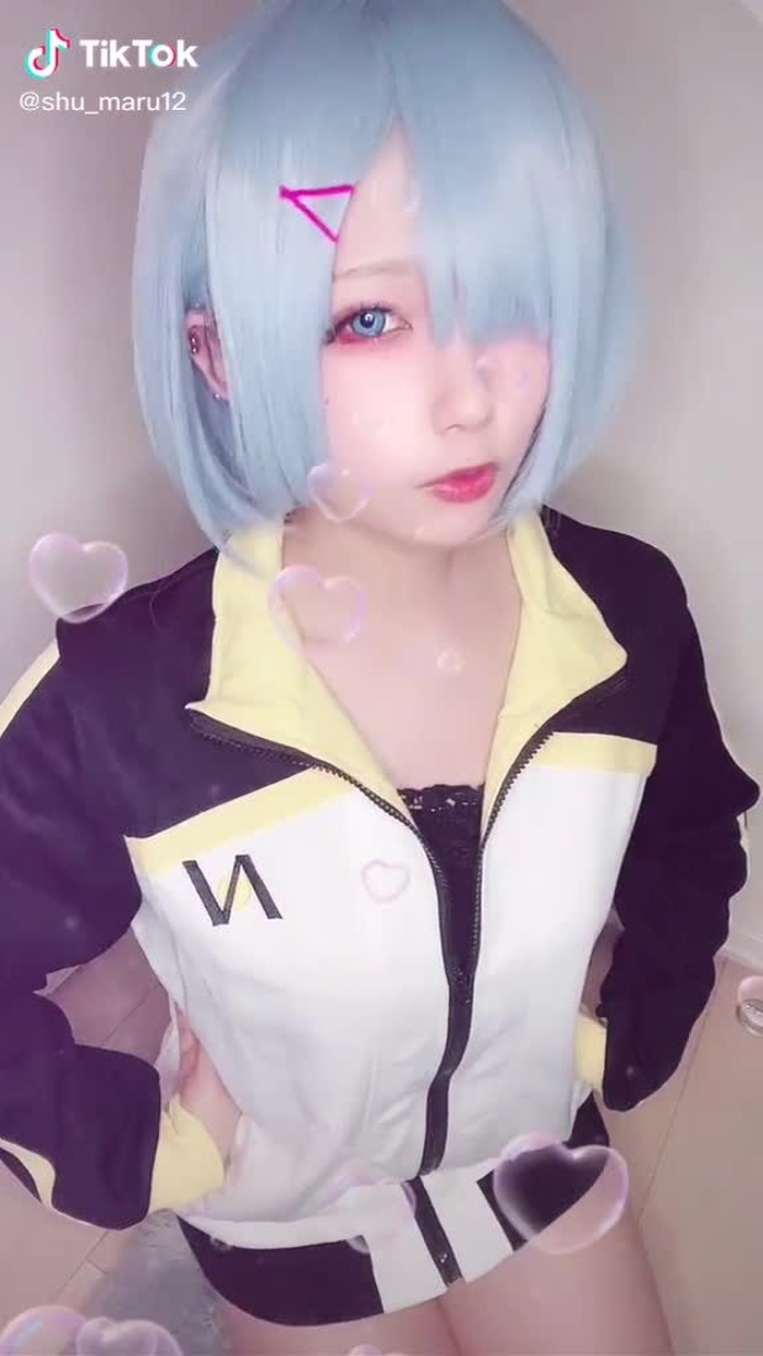 スバルジャージレムりん！ #リゼロ #レム #レムりん #レムコス #内カメ反転 #宅コス #自己満コス ⚠️ピアス着いたままデス。