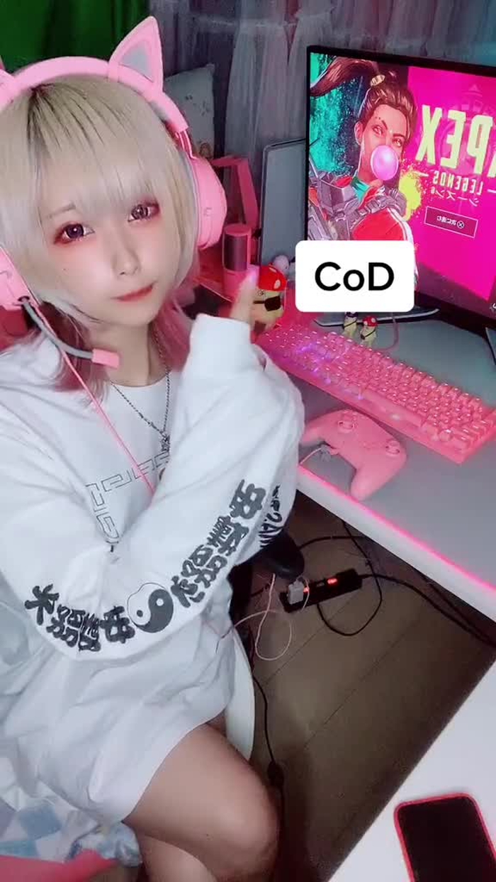 配信あそびきてなあ〜٩( 'ω' )و💕 #ゲーム配信 #イチナナライブ #ゲーム女子 #ショート女子 #金髪ショート #Razer #APEX女子 #おすすめ