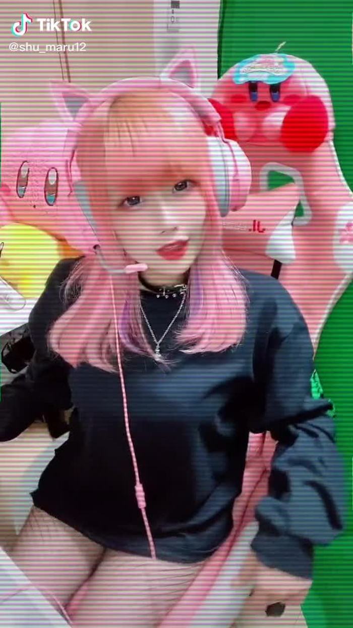 この音源ってなんかイラッとするけど頭に残る🥺(笑) #どうにかなりそう #ため撮り #派手髪 #ゲーマー女子 #おすすめ