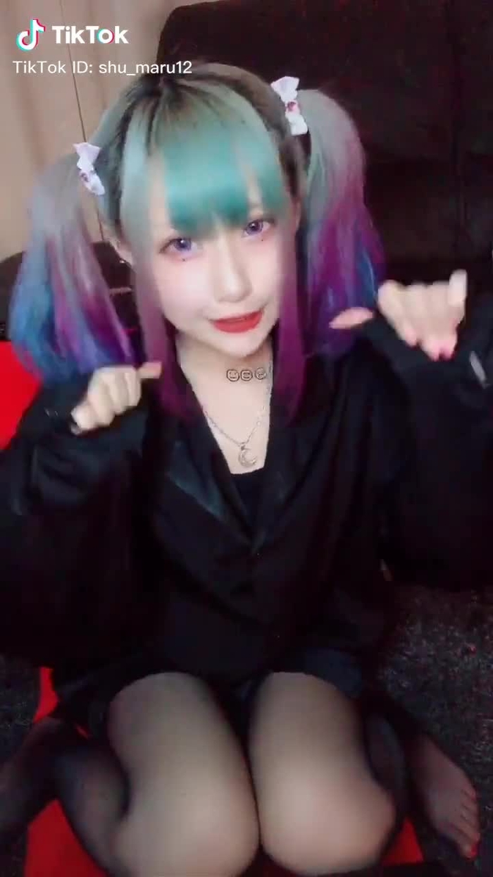 ちゅいんてーる⌒(  ˙ω˙  )⌒💓 #ツインテール #僕の好きな最強ツインテール #派手髪 #おすすめ #イチナナ #17live