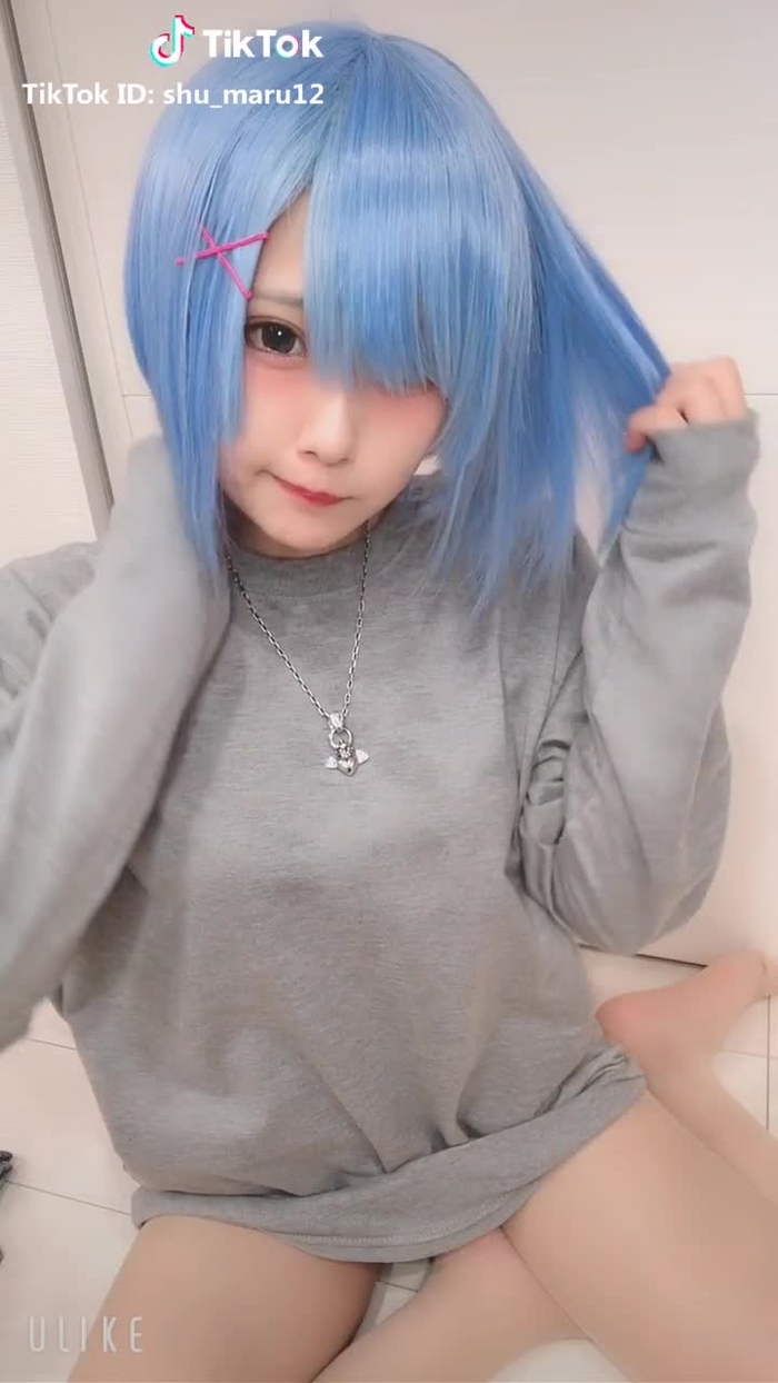 アンチきそ～服着るのはダルかったです。🐒 #レム #レムりん #やる気なくてごめんなさい #履いてますよ #コスプレ #宅コス #おすすめ #平成最後の思い出の品