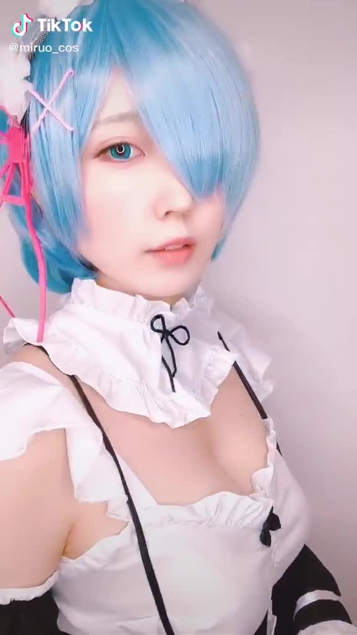 スバルくんスバルくんスバルくんっ #リゼロ #レム #コスプレ