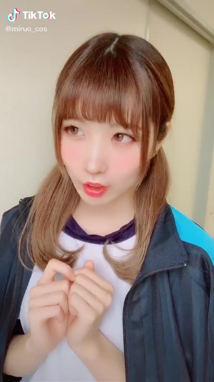 たぶん気づいてないでしょ？ #Cherry #コスプレ #ブルマ