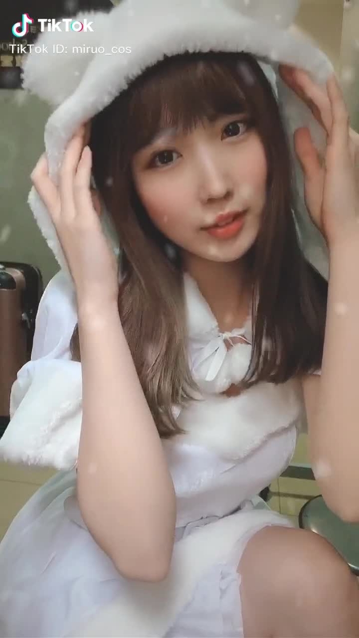 メリークリスマスイブ🎄 #tiktokxmas #コスプレ #白熊サンタ