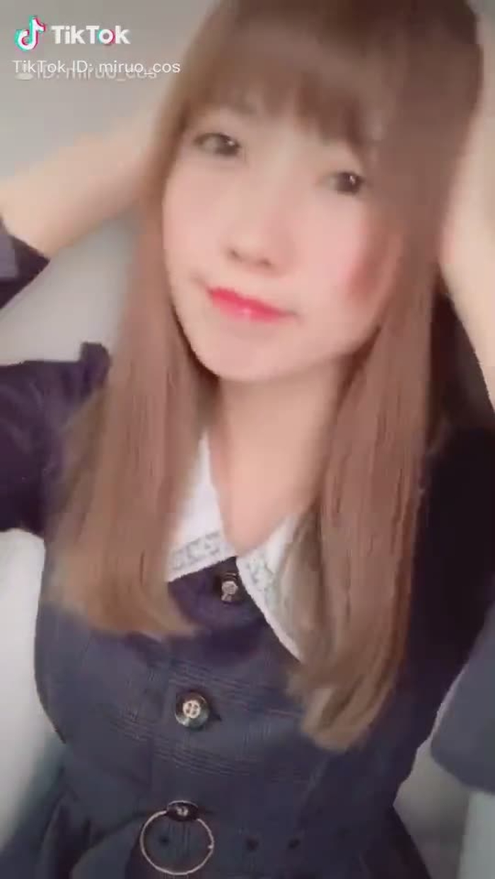 いや最後wwwww #tiktokxmas #瞬間着替え #みんなでtiktok ポニテ攻撃は@くるるん🐥🌸倉坂くるる