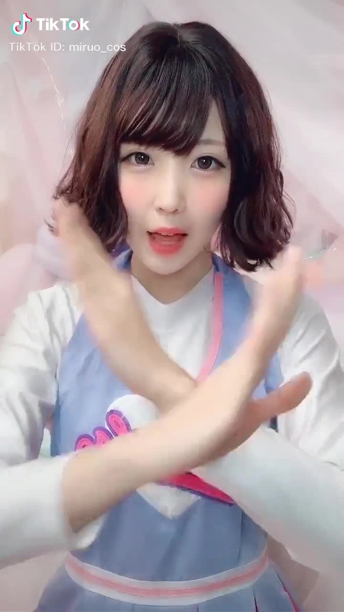 ちょいちょい思考停止の瞬間がある（笑）#TikTokベスト#tiktokbest #コスプレ #スーパープレイ #cosplay #cheergirl