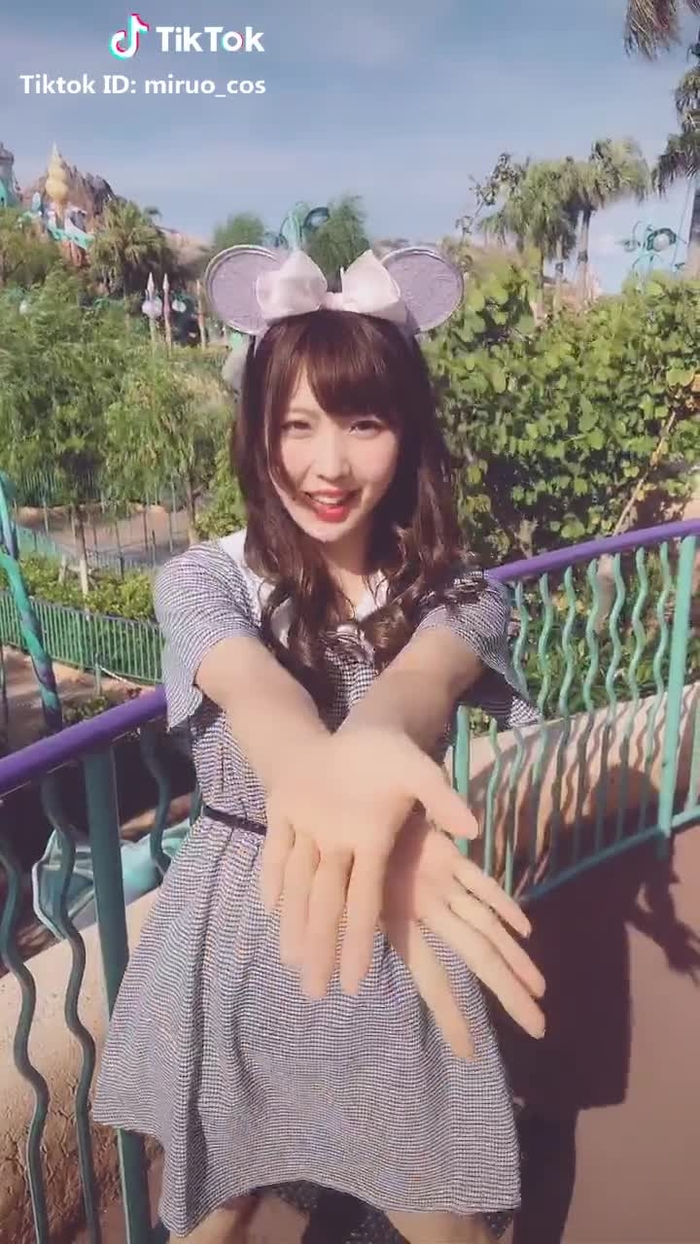 🐭🚢 #AIAIAI #キズナアイ #踊ってみた #ディズニー #コスプレイヤー #KizunaAi #dance #disney #cosplayer