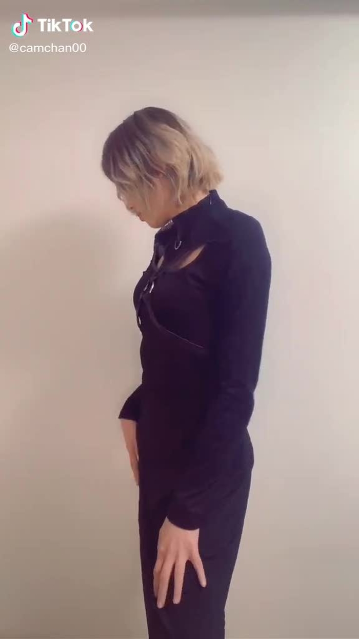 この服どうかな？#昭和に憧れる#懐メロ#アンルイス
