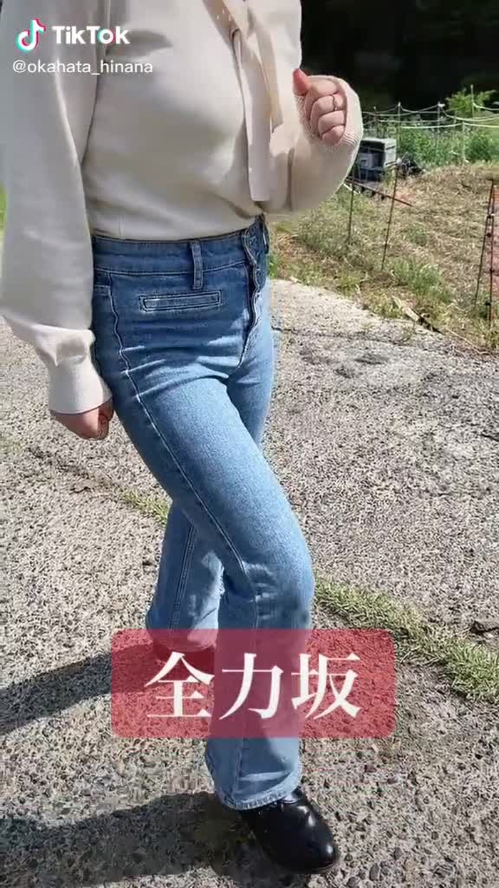 #全力坂  遅いのは😂🙇‍♀️💦#おすすめ乗りたい #青空 #運営さん大好き #走る #走る人 #ルルロロ #るるろろ #くまの学校