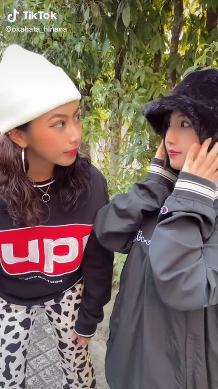 お姉ちゃんと！！😳😳変顔しないで🤣#goodvibesonly #salu #踊ってみた#姉妹 #姉妹ダンス #ダンス#おすすめ#トレンド#タイムワイプ #TikTokレビュー #お姉ちゃん #姉妹仲良し