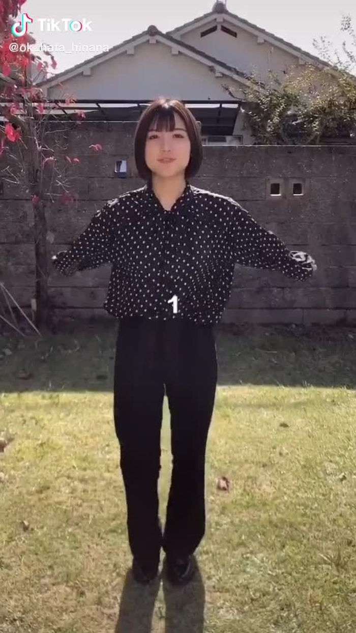 新曲かっこいい😳😳シャツ見えてる恥ずかしい😂#TWICE #twice_tiktok_official #icantstopme #트와이스 #踊ってみた #twiceダンス #令和の音楽会 #ダンス #dance