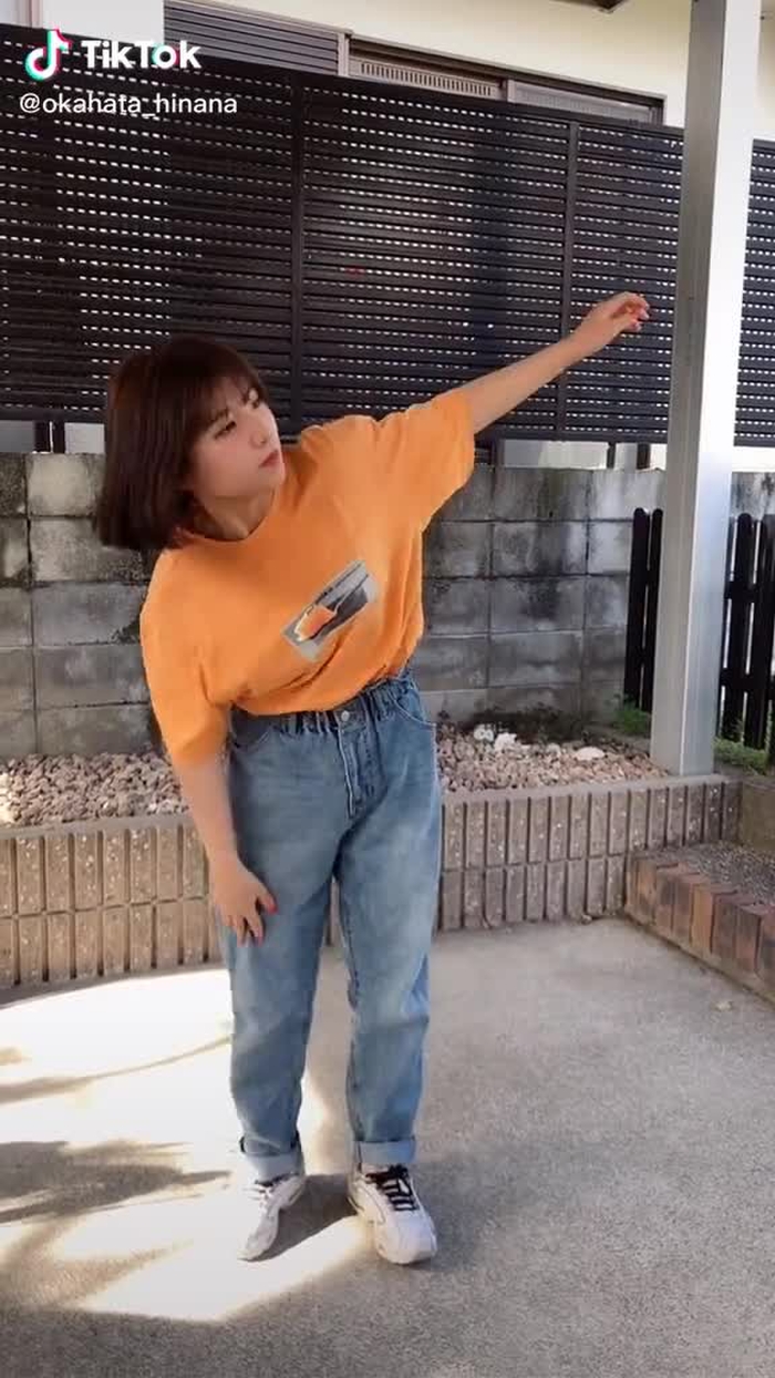 最初音外したのは内緒🤫#本気出してみた #tiktokオーディション2020 #踊ってみた #ダンスロボットダンス #ロボットダンス #pop #popupking #おすすめ載せてください #dance #ダンス #どうにかなりそう #運営さん大好き #おすすめのりたい