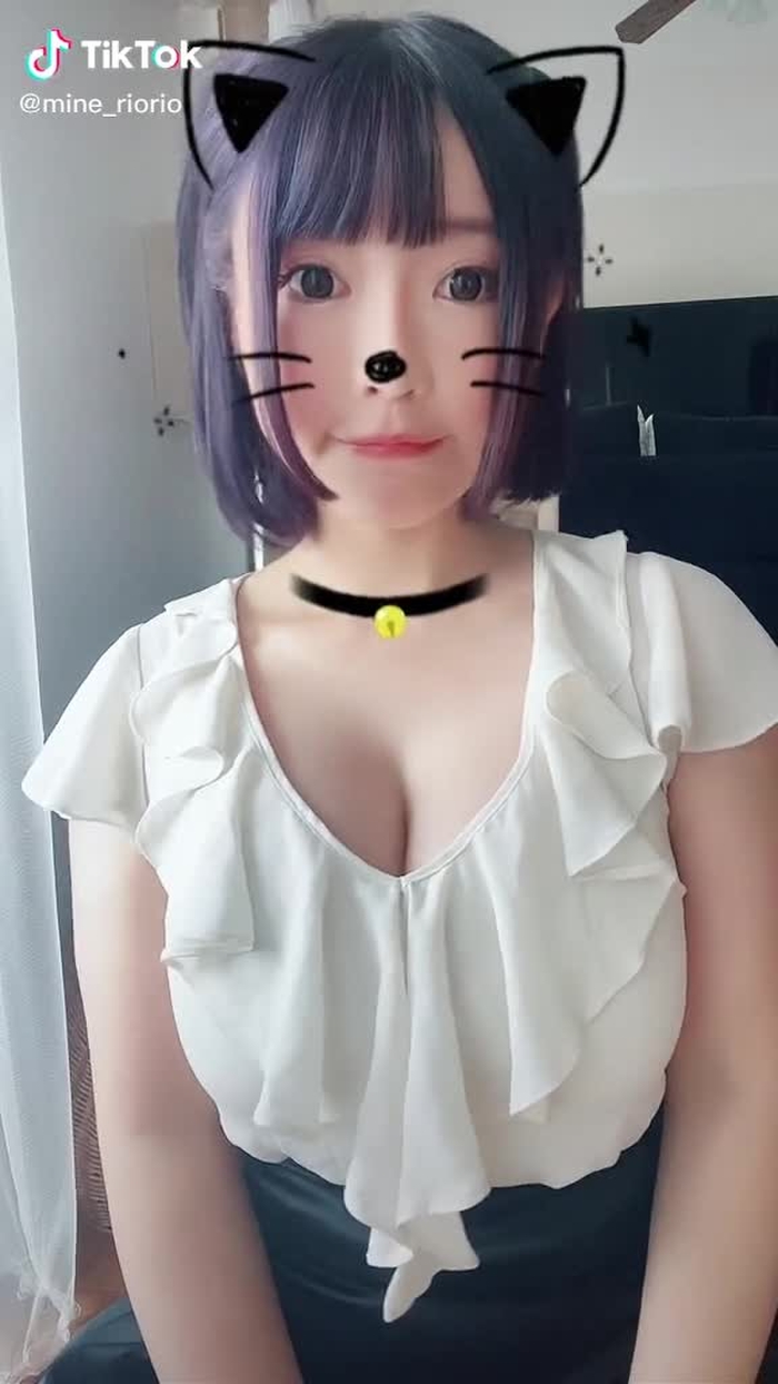 海賊王になるっ☠️💜 #ブラックキャット #グラビアアイドル #みねりお #おすすめのりたい