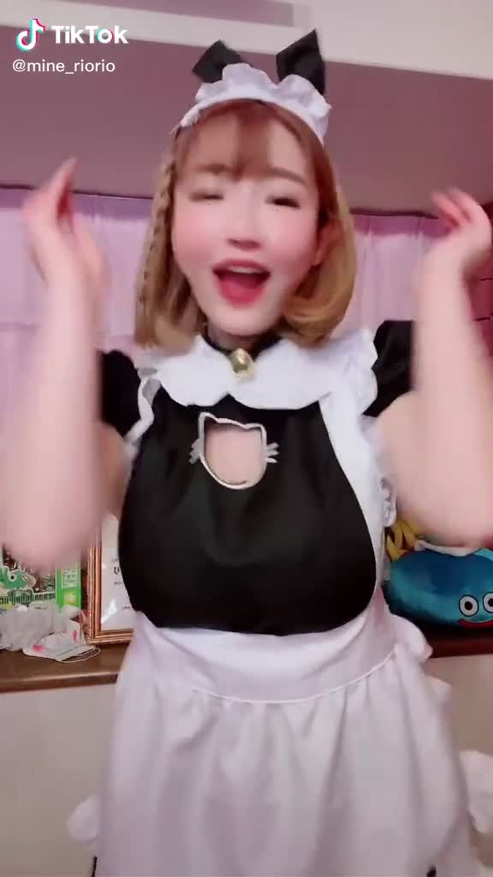 踊ってみた💃 #dance #メイド #グラビアアイドル #おすすめのりたい