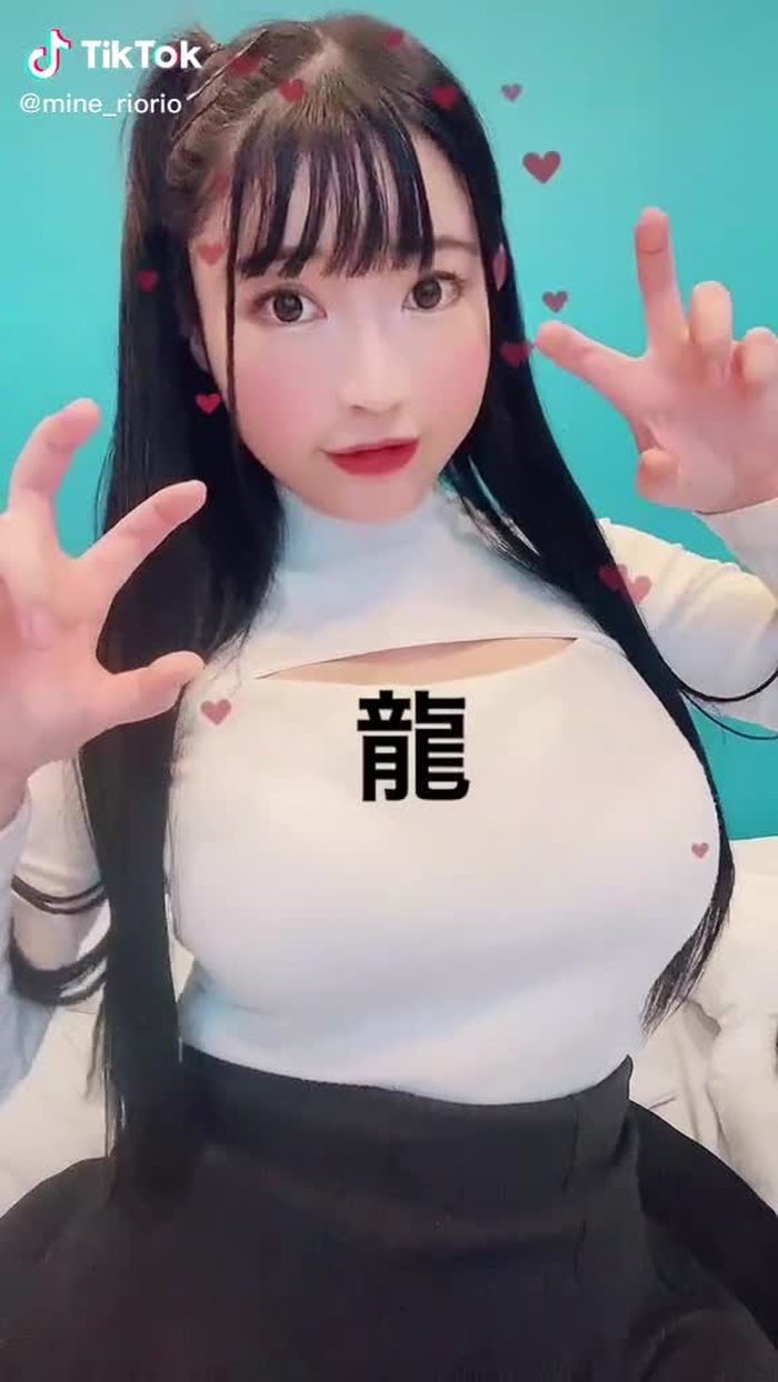 指臭ピース🤣 #ウィンクハート #龍チュウがんカマキリ #グラビアアイドル #おすすめのりたい