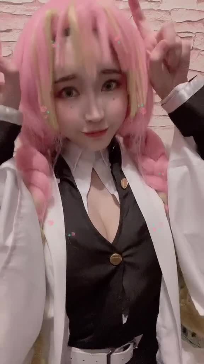 久しぶりの蜜璃ちゃんコス🌸💕 #鬼滅の刃 #甘露寺蜜璃 #グラビアアイドル #おすすめのりたい