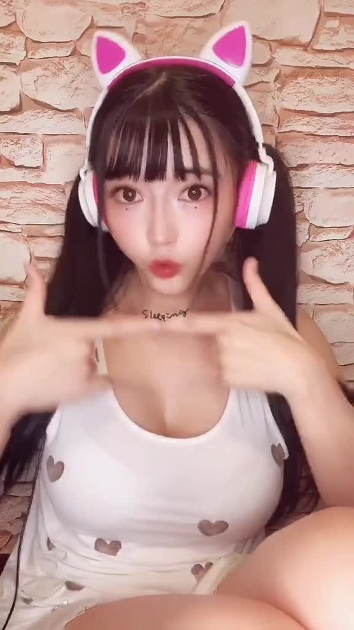 逆キュンっ🥺❣️ #エフェクト総選挙 #ぎゃきゅん #みねりお #グラビアアイドル #おすすめのりたい