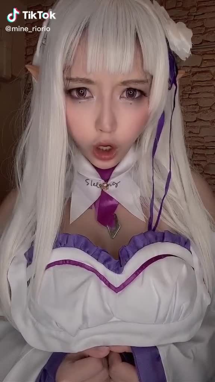 エミリアたん❤ #reゼロから始める異世界生活 #エミリア #グラビアアイドル #おすすめのりたい