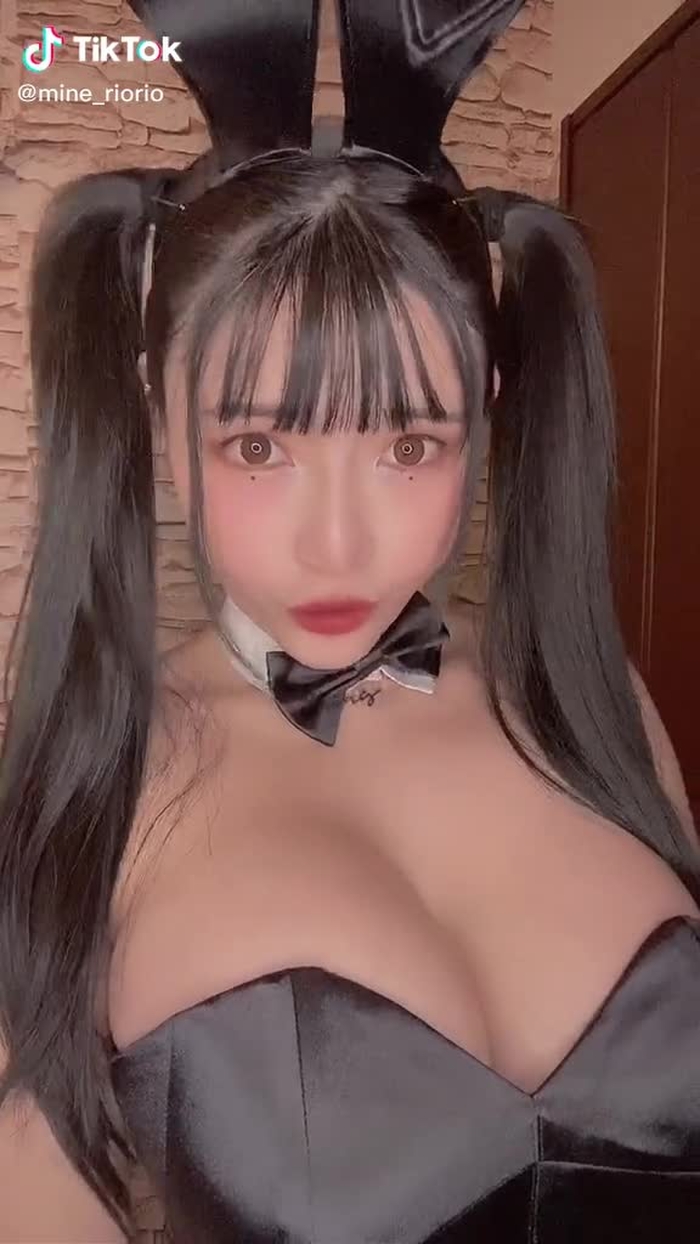 ダーリンっ…😽💋❤ #バニーガール #ツインテール #グラビアアイドル #おすすめのりたい