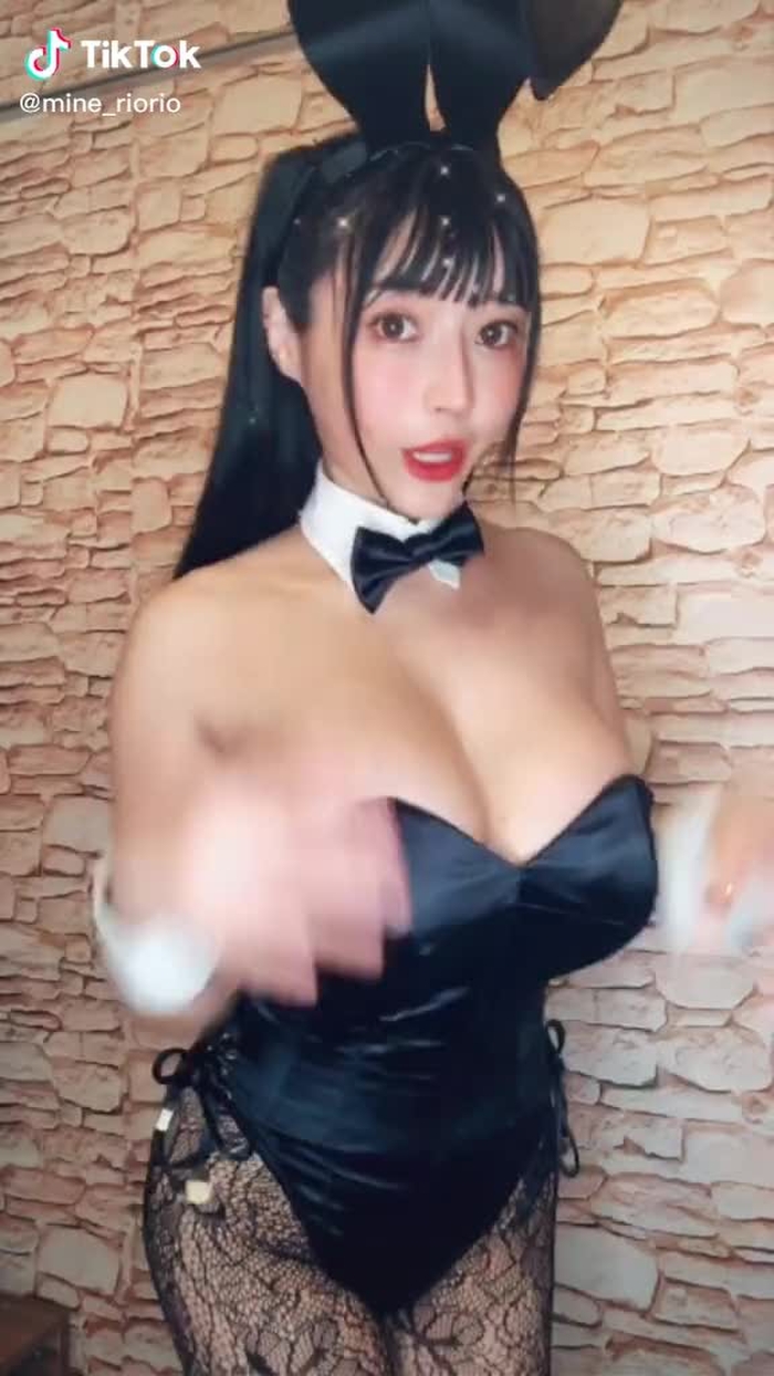 たこ焼き生配信、ありがとうございました🐙❤✨w #バニーガール #グラドル #おすすめのりたい #踊ってみた