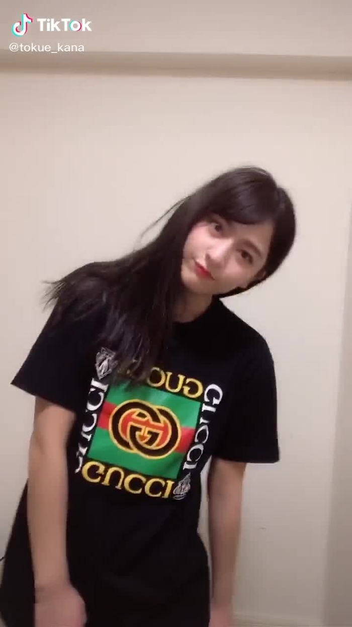 4月17日に2nd写真集が発売します❤︎ #おすすめ #グラビアアイドル #今日何食べた #foyou #foyoupage