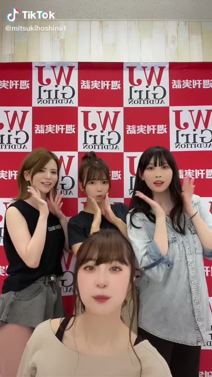 こんなプリンセスごっこは嫌だ👸#週刊実話 実話メンバーと☺️@kure_yumi @shinomi_seina @riho_horie