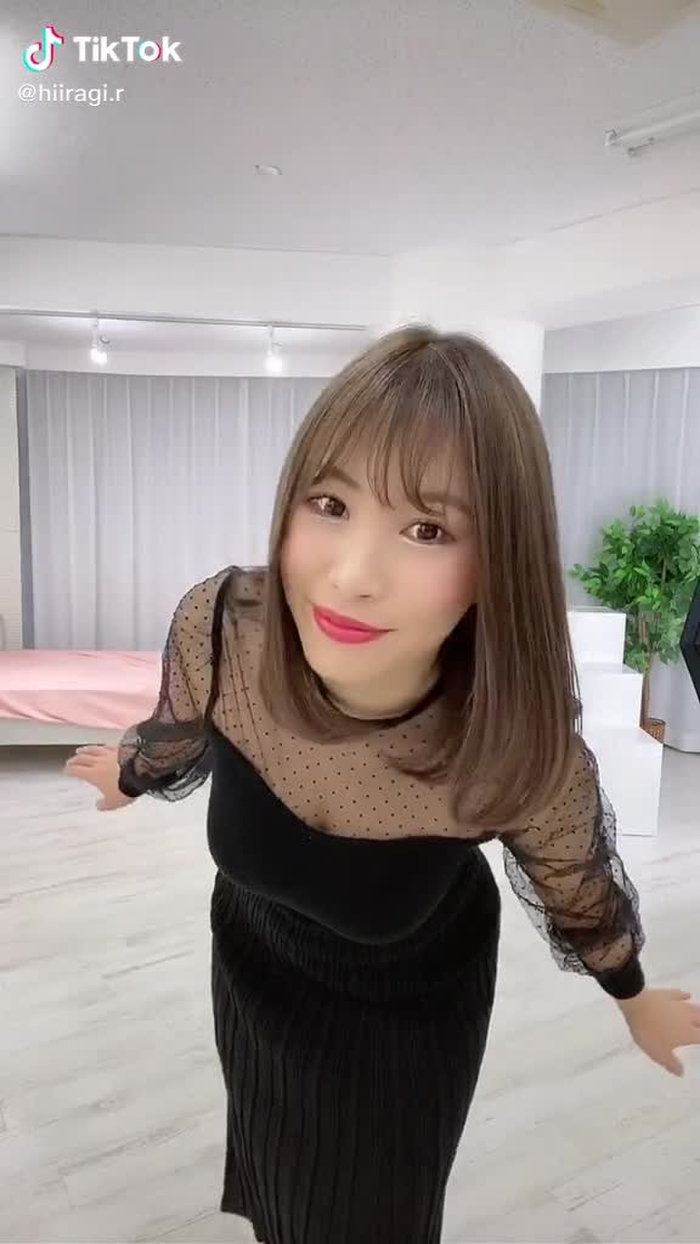 体のプロフィール　#2020振り返り ※全て実寸です　数年前、ウエスト57cmの時は体重47kgで寄せて谷間0でした。ブラジャーいらなかったです。美味しいご飯を食べて、適度に筋トレして、差し入れしていただいた美味しいおやつを食べられるそんな日常が、幸せです😌