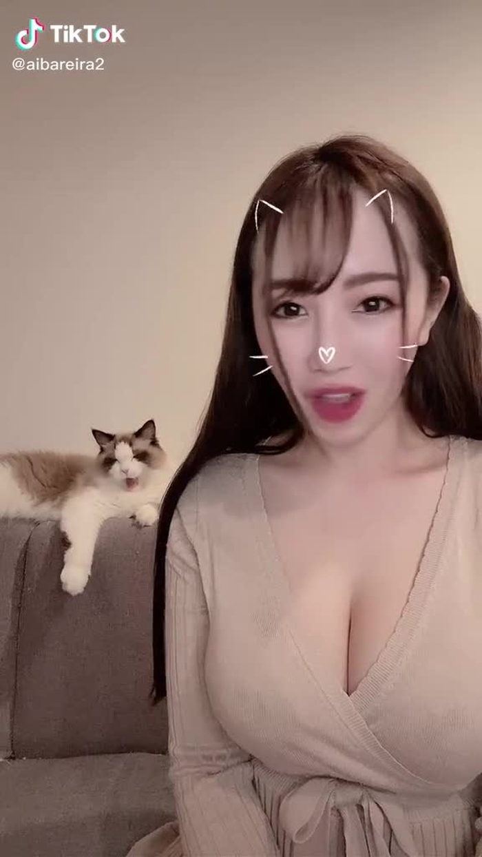 いつも応援してくれて　#ありがとうにゃ  😸💓　#猫の日  #猫のいる暮らし #猫のいる生活 #うちの子が可愛すぎる