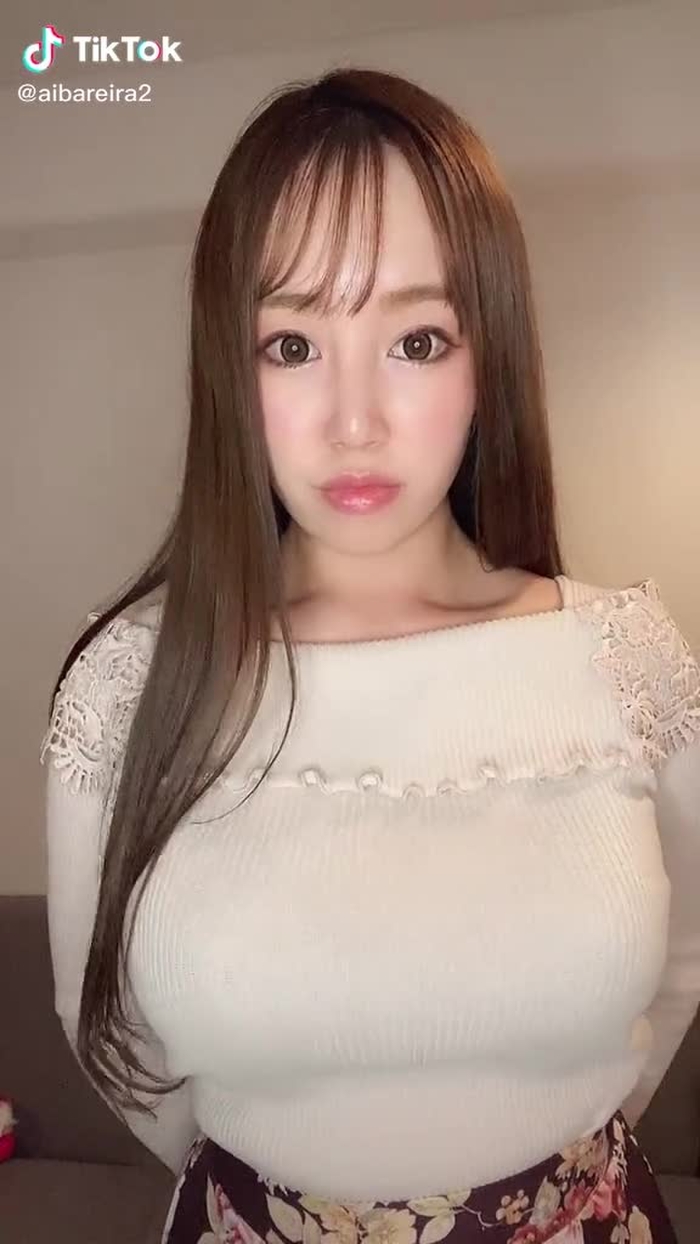 みんな年末年始どう過ごすの〜？　#簡単ダンス #竜　#tiktokjapan