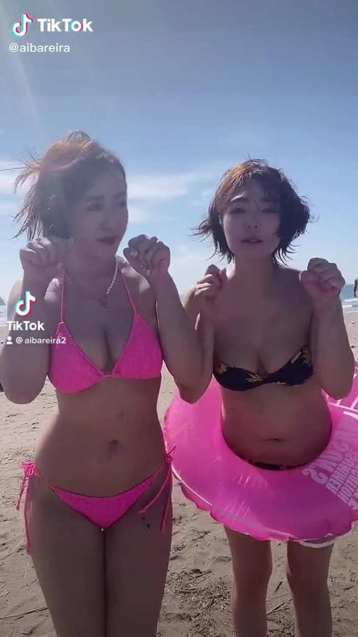 @nanri0027 #猫の手ダンス　#グラビア　#グラビアアイドル  #ビーチ　#水着　#ビキニ