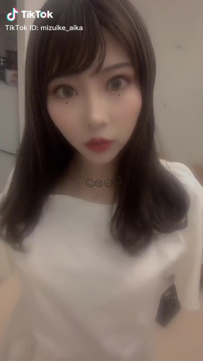 より目ができない👀