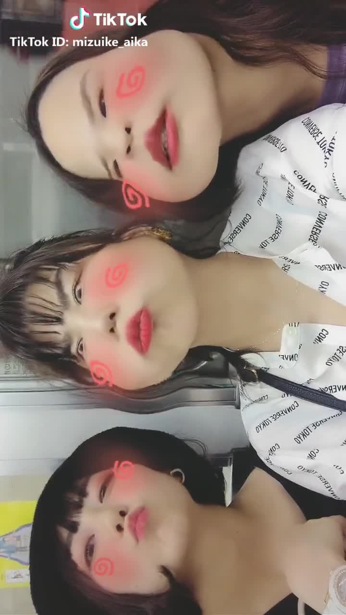 右の友達が可愛すぎる笑 #美人が来た #変身