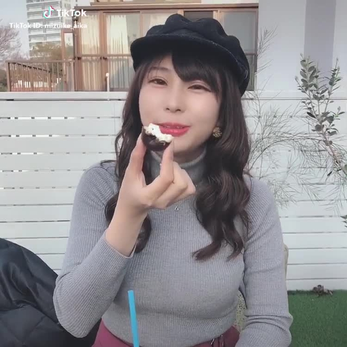 カメラに躍らされる②