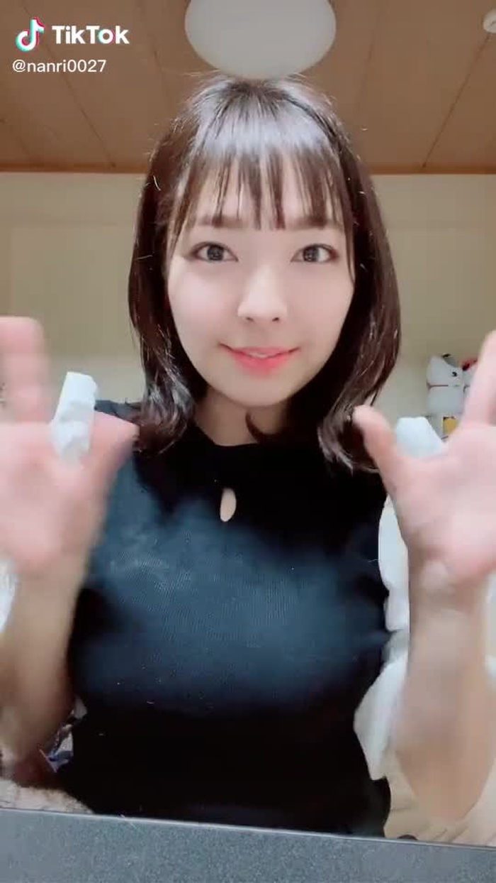 顔がぱんぱん、、w.