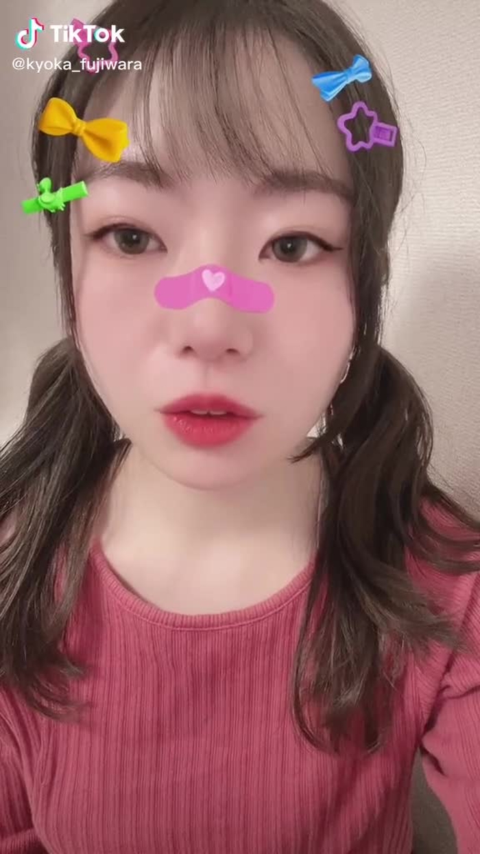 意味を知ったらメンヘラチックになりました。。。#手首からマンゴー #手首からイチゴ #メンヘラ