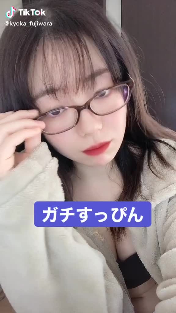 すっぴんからメイクアップまで💄　#ガチすっぴん #寝巻き #メイクup  #メイク #本日のコーディネート #あじゅないす #せぶち #💄