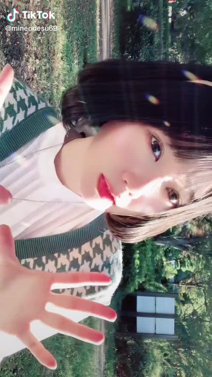 歌詞可愛い♡動画くらい盛らせろー！