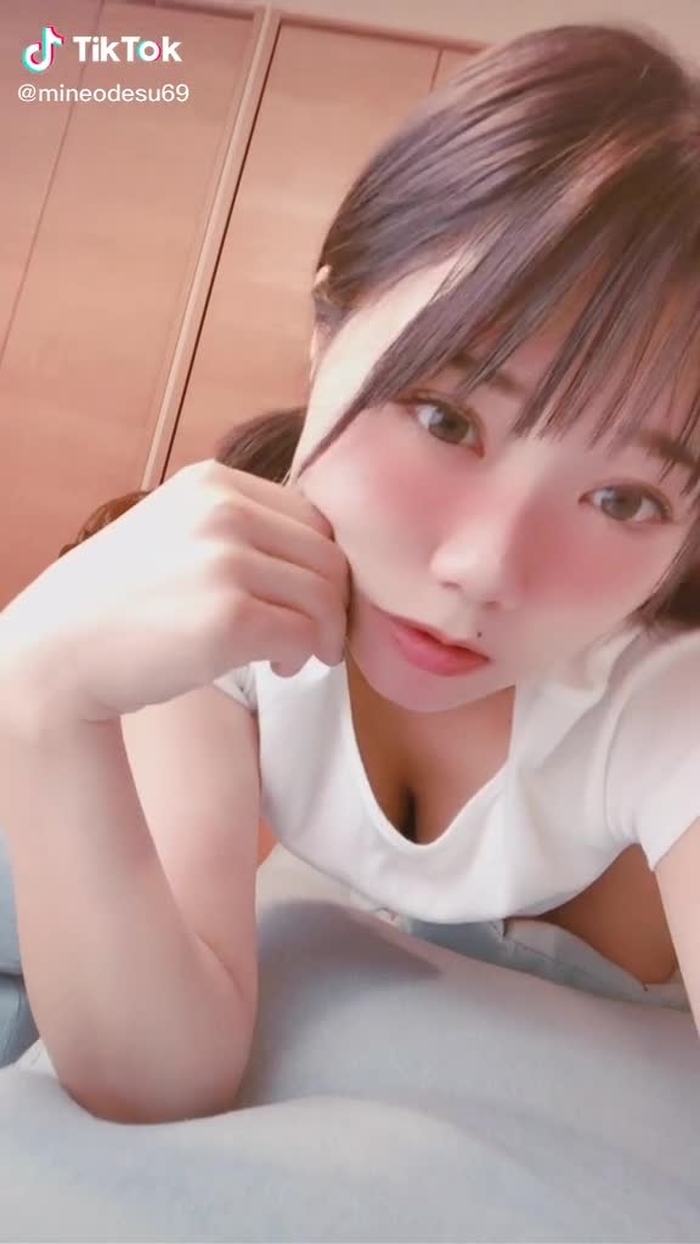 歌ってみたけどわけわからん😃最後魂抜けてるなんでぇ😖#しんぽ #シンポジンポ #日焼けしちゃった