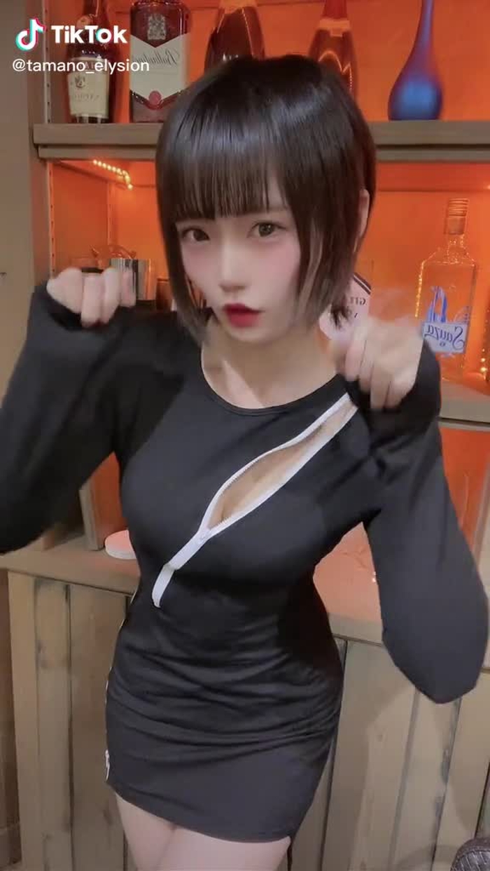 #グラビアアイドル #ましろたまの #にゃんにゃんねこねこ #ネコガネコロンダー