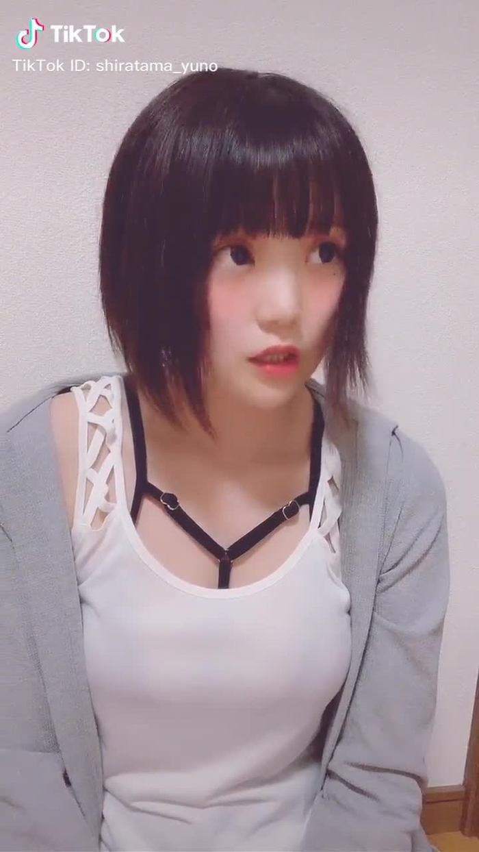変顔が下手くそなのは元々が変顔だからです(？) #炎上したのでもう1回