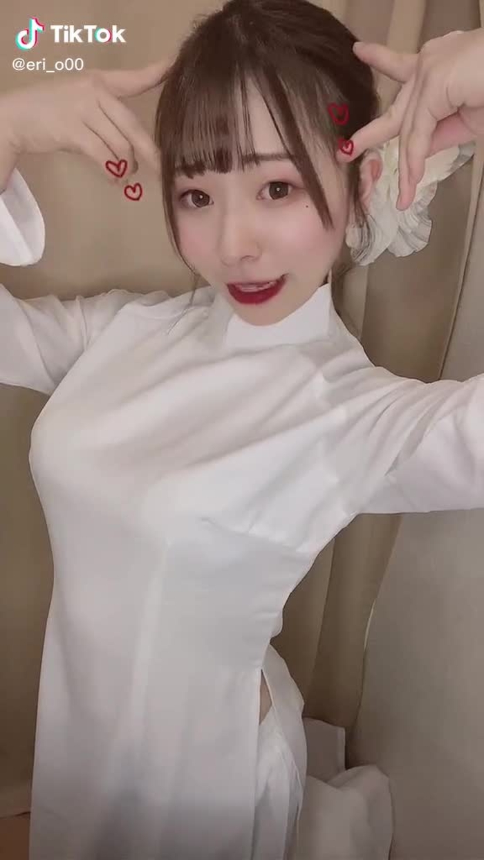 #アオザイ #いぬねこ青春真っ盛り アオザイ頂いたので🇻🇳🇻🇳