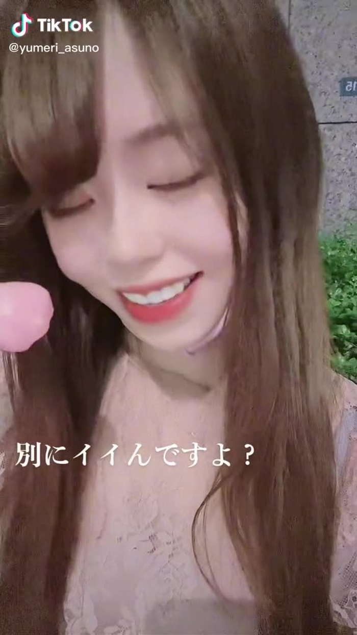 私の夜食です。何を食べているでしょう？？#別にいいんですよ?あなたが何言おうと