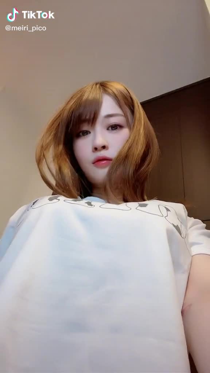 めっちゃ真下。笑 #ベルメイク #角度詐欺