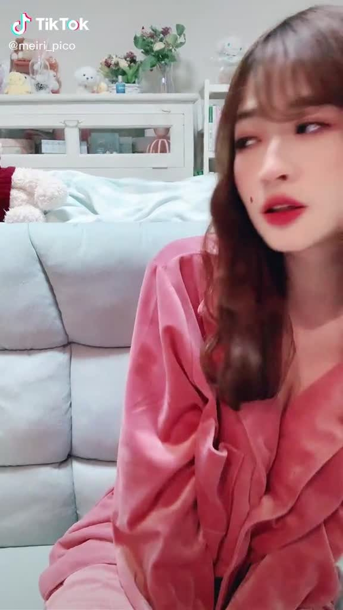 TikTok久々すぎてこれしか出来ない。笑 #アイラブユー