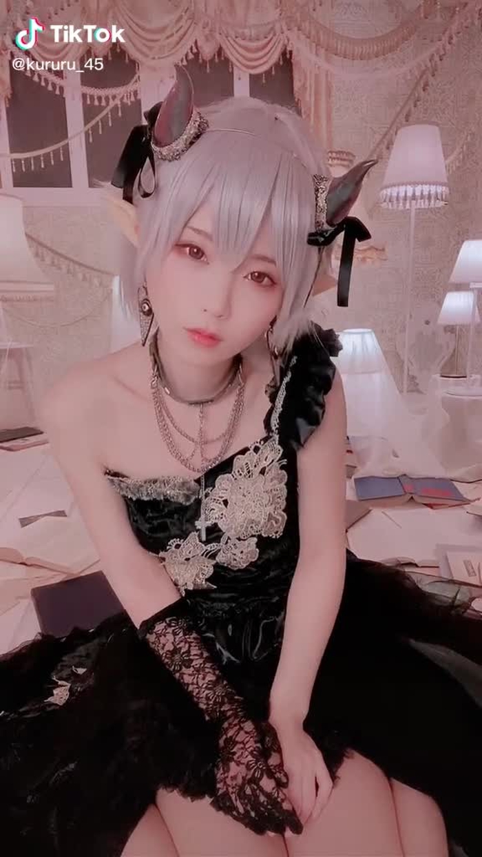 しばらく録り溜めを出していく🙂🙃🙂🙃 #cosplay #cosplayer #コスプレ #コスプレイヤー
